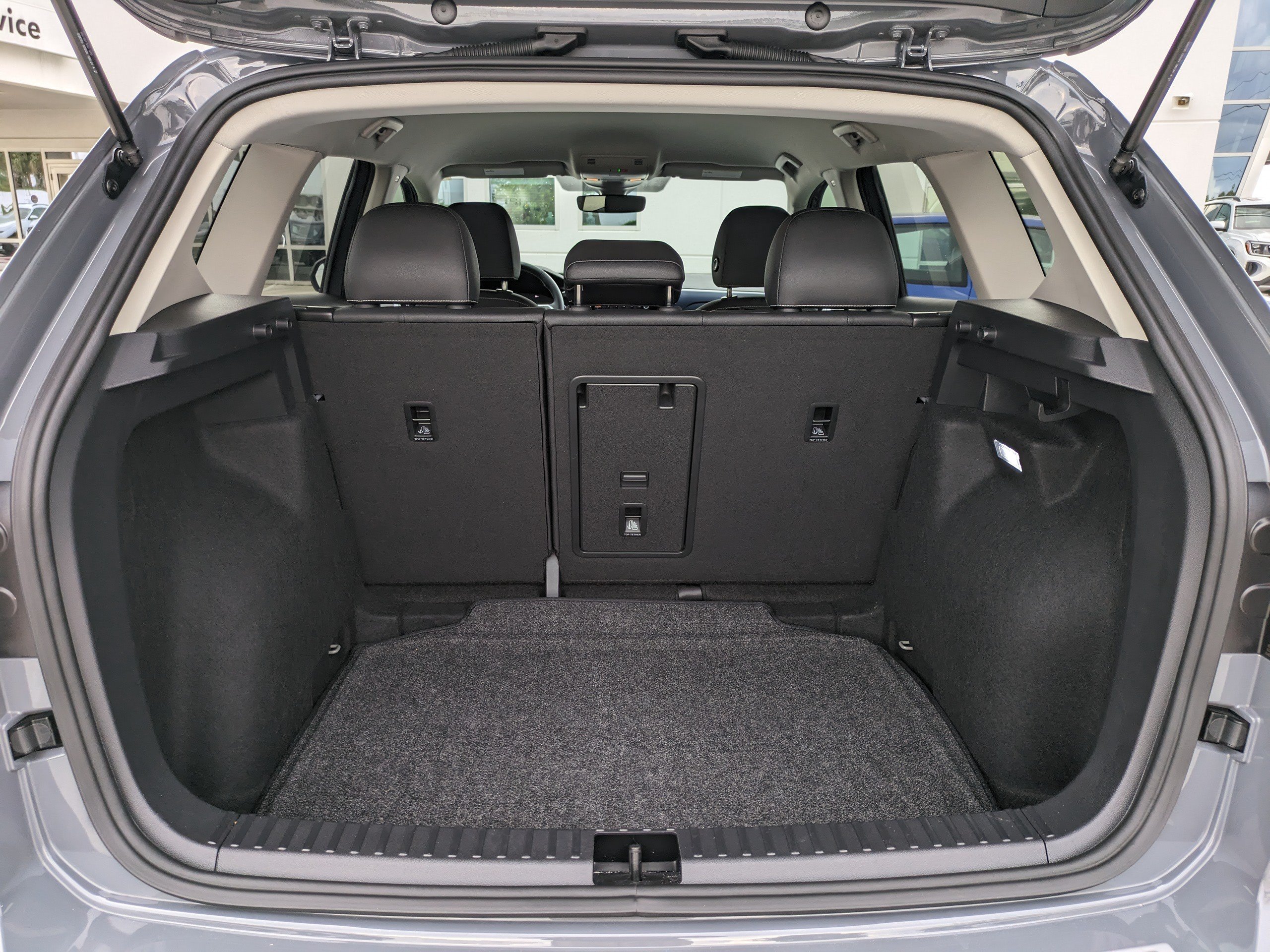 Certified 2024 Volkswagen Taos SE FWD image 13