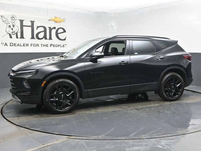 Used 2023 Chevrolet Blazer LT w/ LPO, Black Grille Bar Package image 32