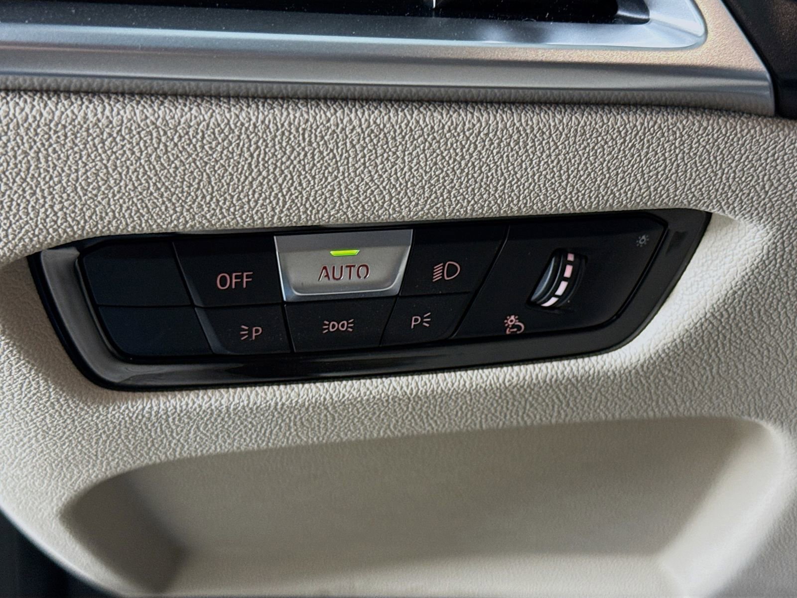 New 2026 BMW M440i w/ Premium Package image 10