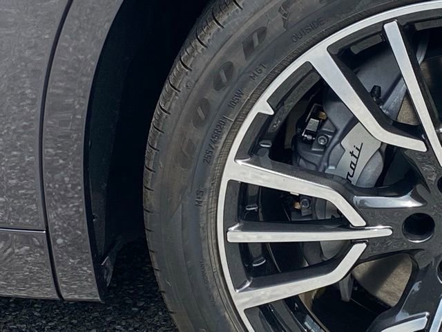New 2025 Maserati Grecale GT image 13