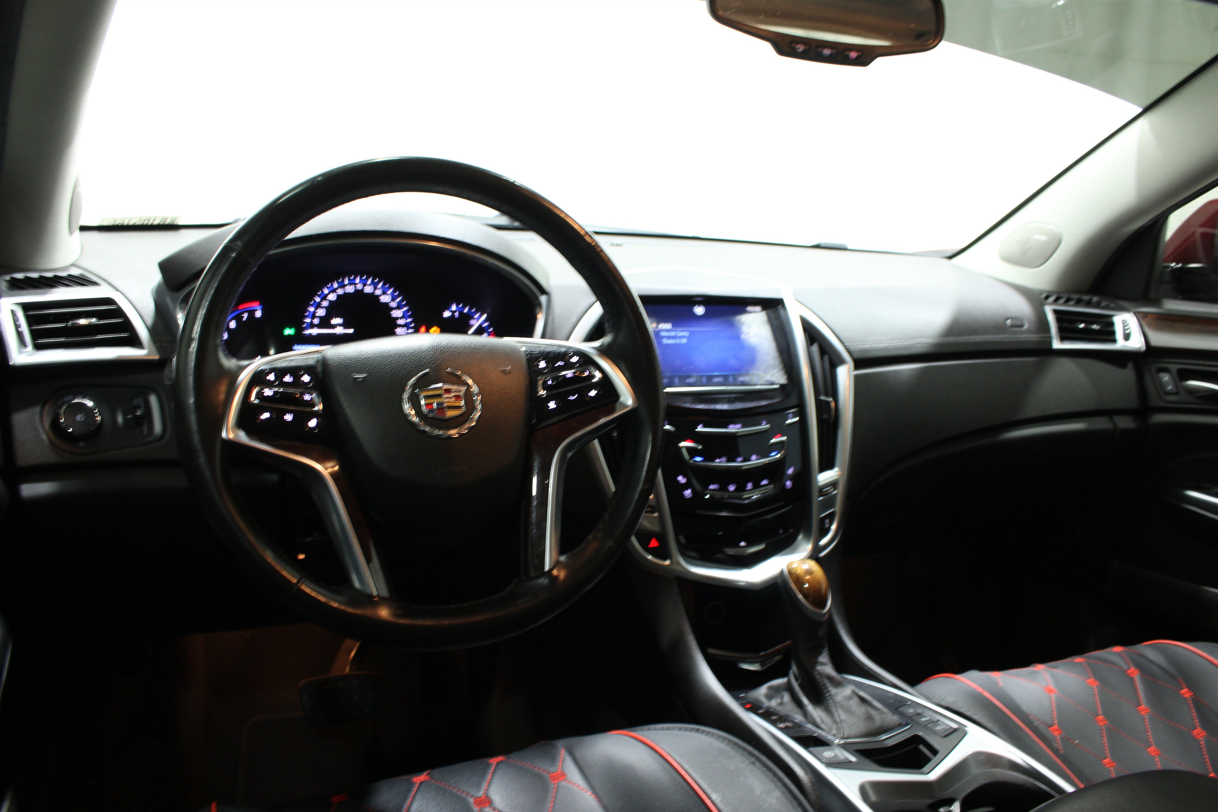 Used 2013 Cadillac SRX Premium AWD/4WD image 2