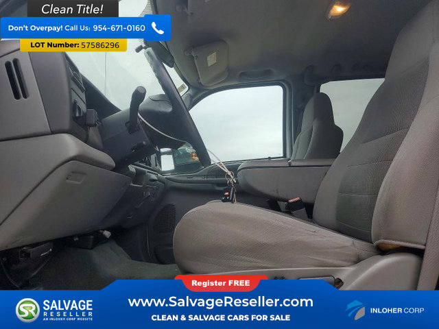 Used 2004 Ford F350 4x4 Crew Cab Super Duty image 9