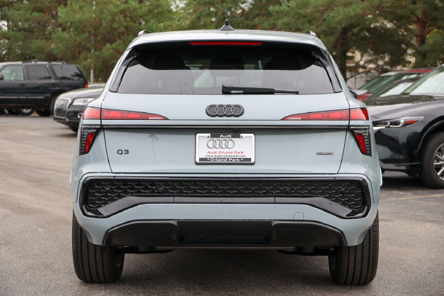 New 2026 Audi Q3 quattro 2.0T AWD/4WD image 18
