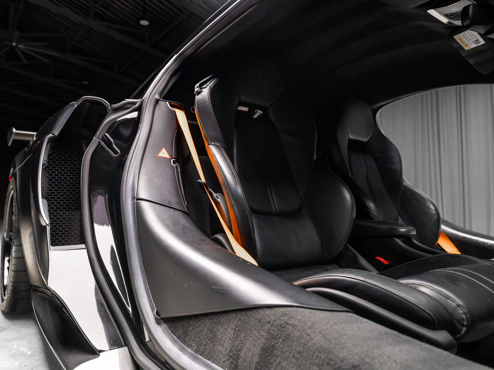 Used 2016 McLaren 570S Coupe RWD image 51