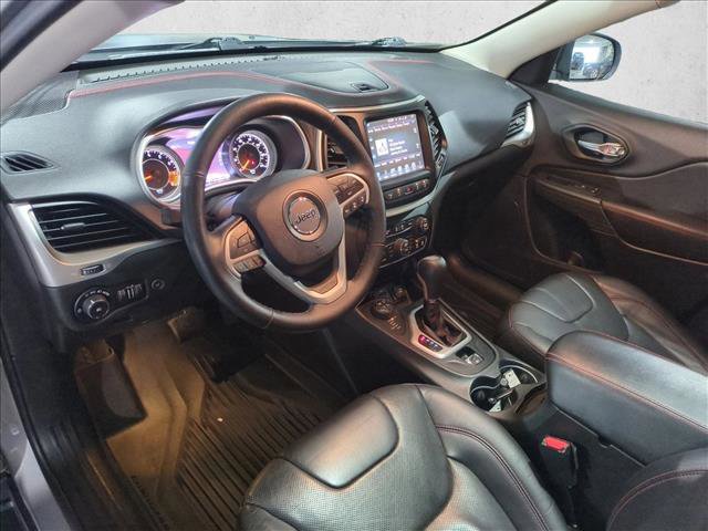 Used 2015 Jeep Cherokee Trailhawk w/ Comfort/Convenience Group image 12