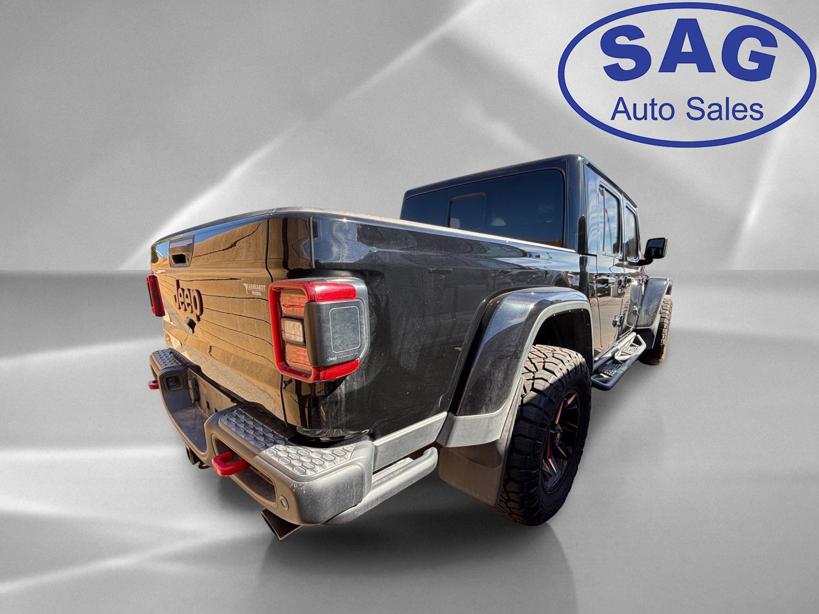 Used 2021 Jeep Gladiator Rubicon AWD/4WD image 3