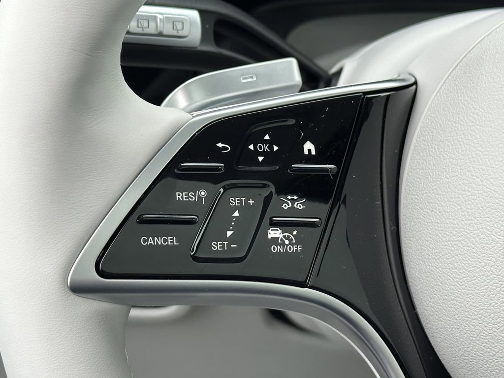 New 2026 Mercedes-Benz EQS 400 4MATIC SUV image 28