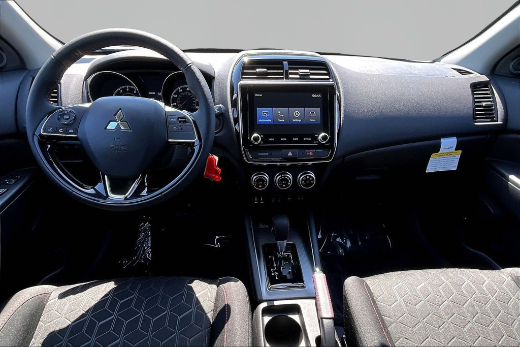 New 2027 Mitsubishi Outlander Sport LE AWD/4WD image 5