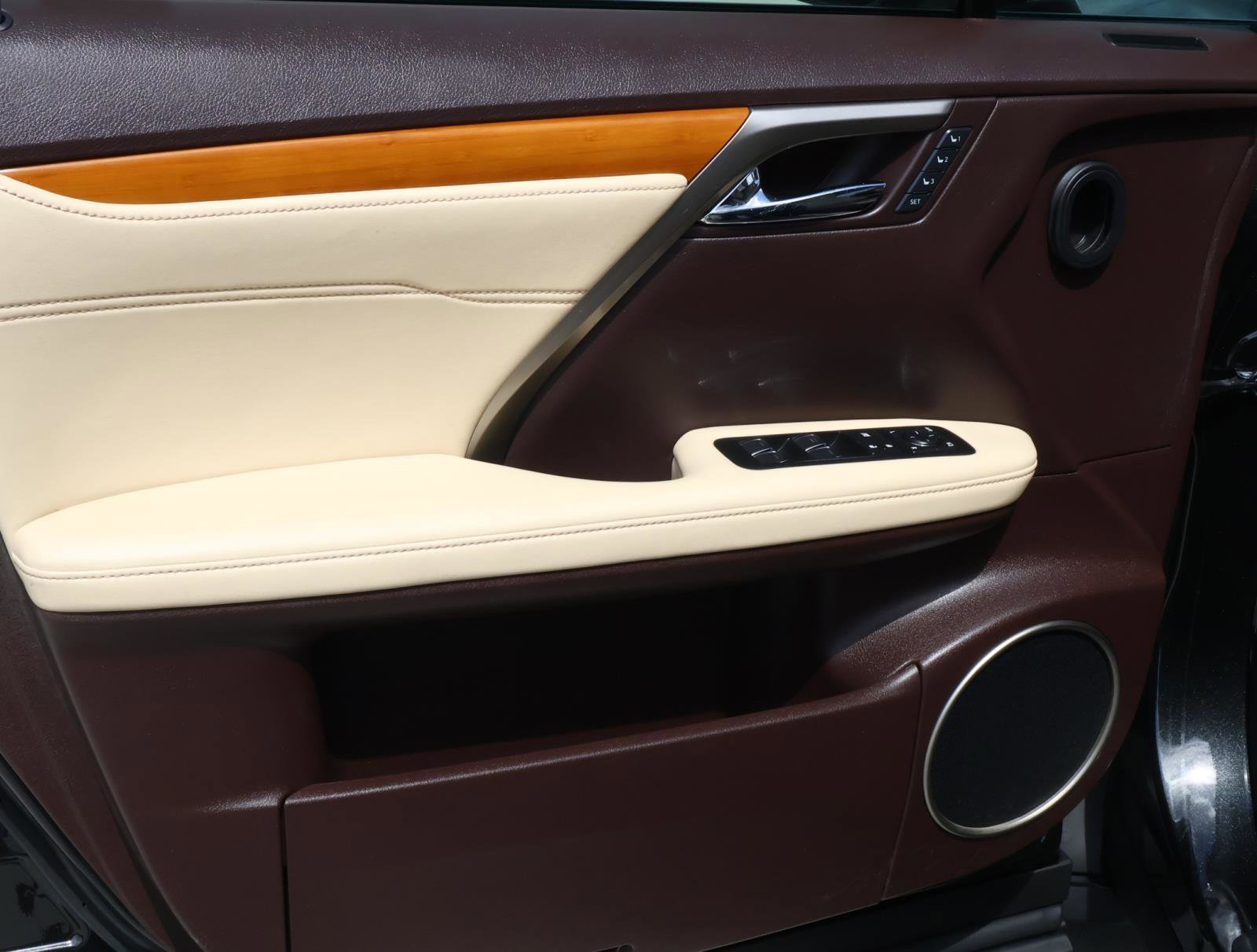 Used 2018 Lexus RX 350 FWD w/ Premium Package image 15