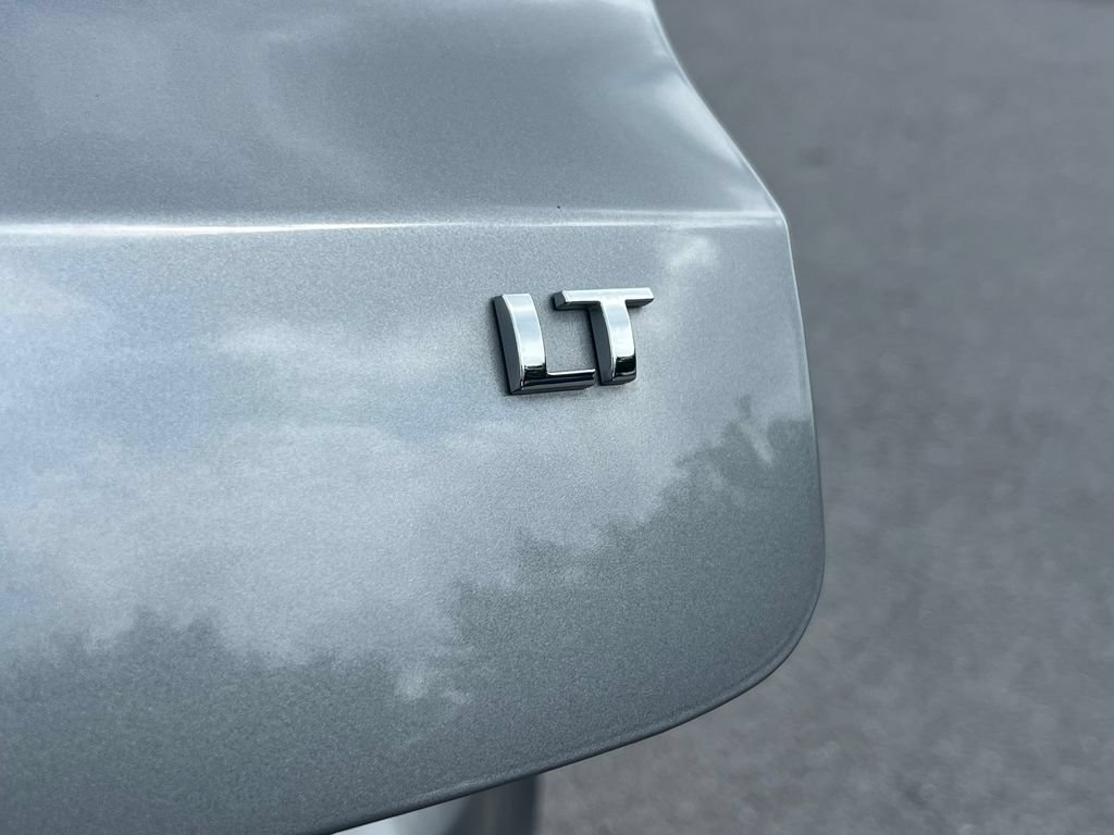 Used 2025 Chevrolet TrailBlazer LT AWD/4WD image 17