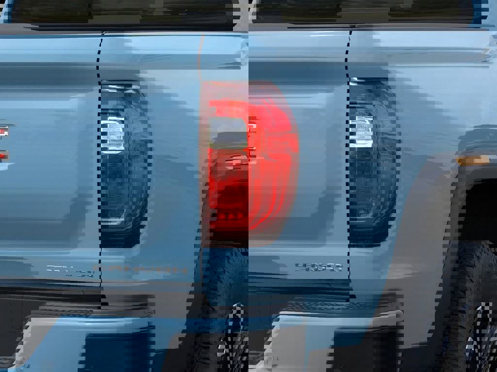 New 2026 GMC Canyon Denali image 11