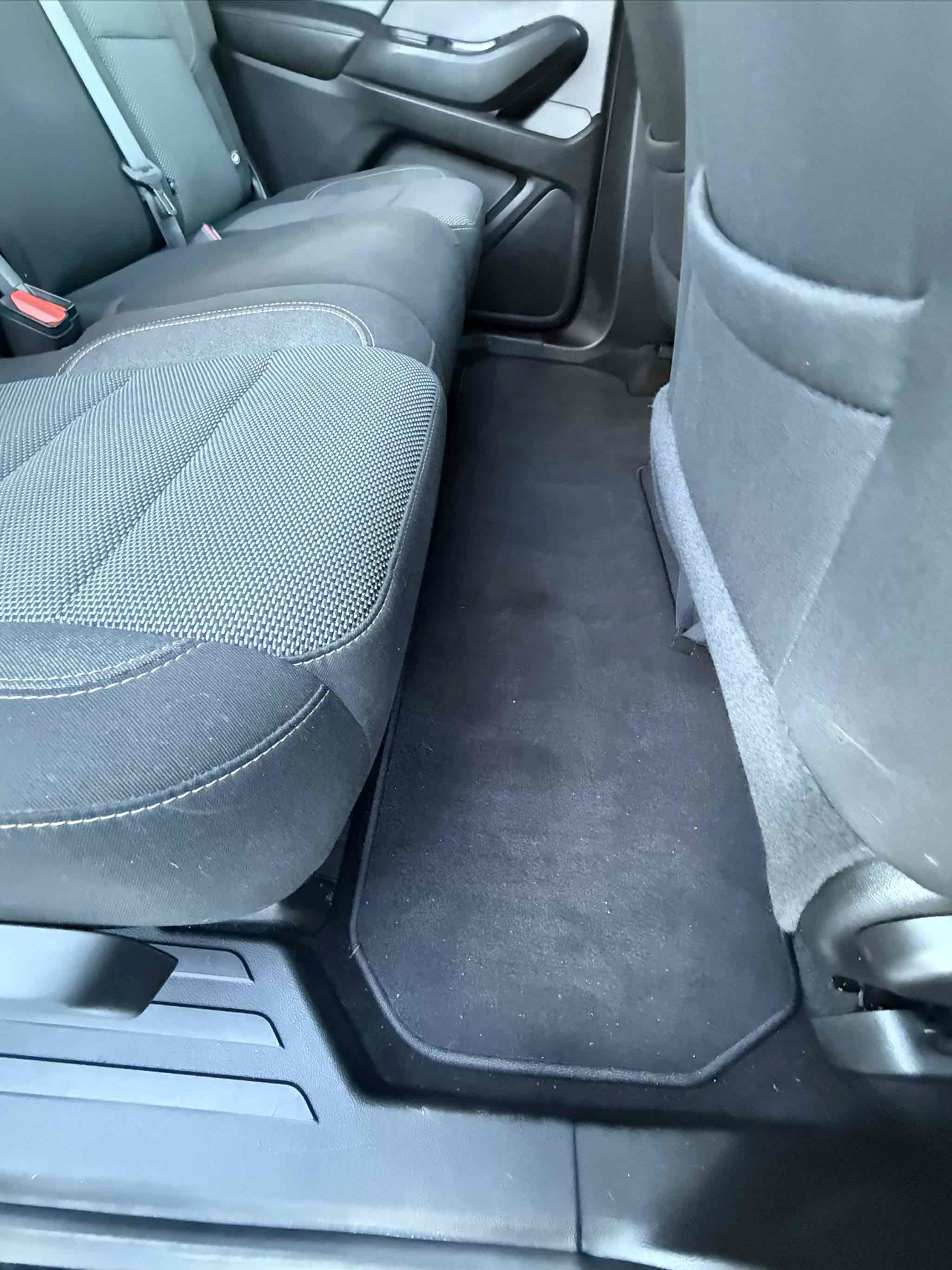 Used 2018 Chevrolet Traverse LS FWD image 90