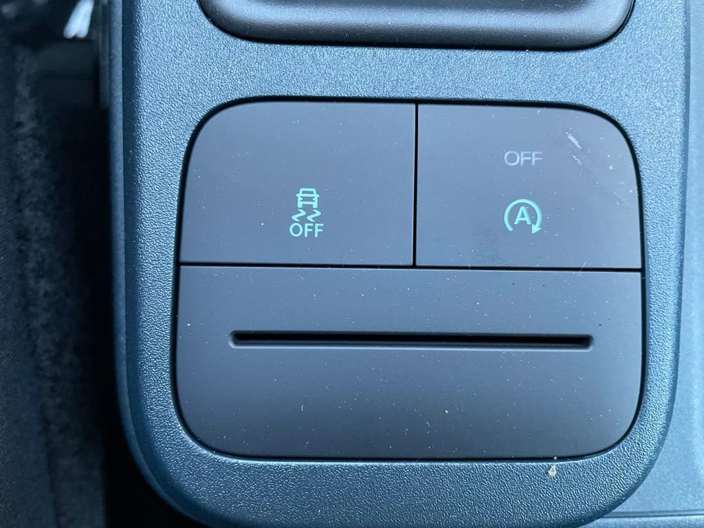 New 2026 Ford Maverick Lobo AWD/4WD image 12