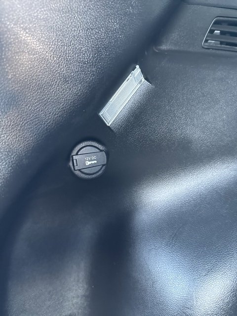 Used 2024 Jeep Compass Latitude image 21