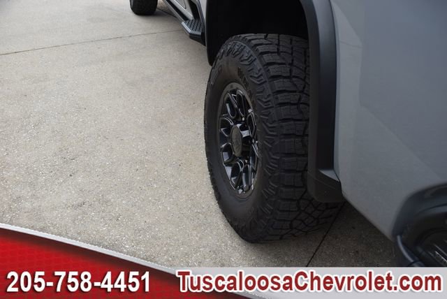 Used 2024 Chevrolet Silverado 2500 ZR2 w/ ZR2 Bison Edition image 14
