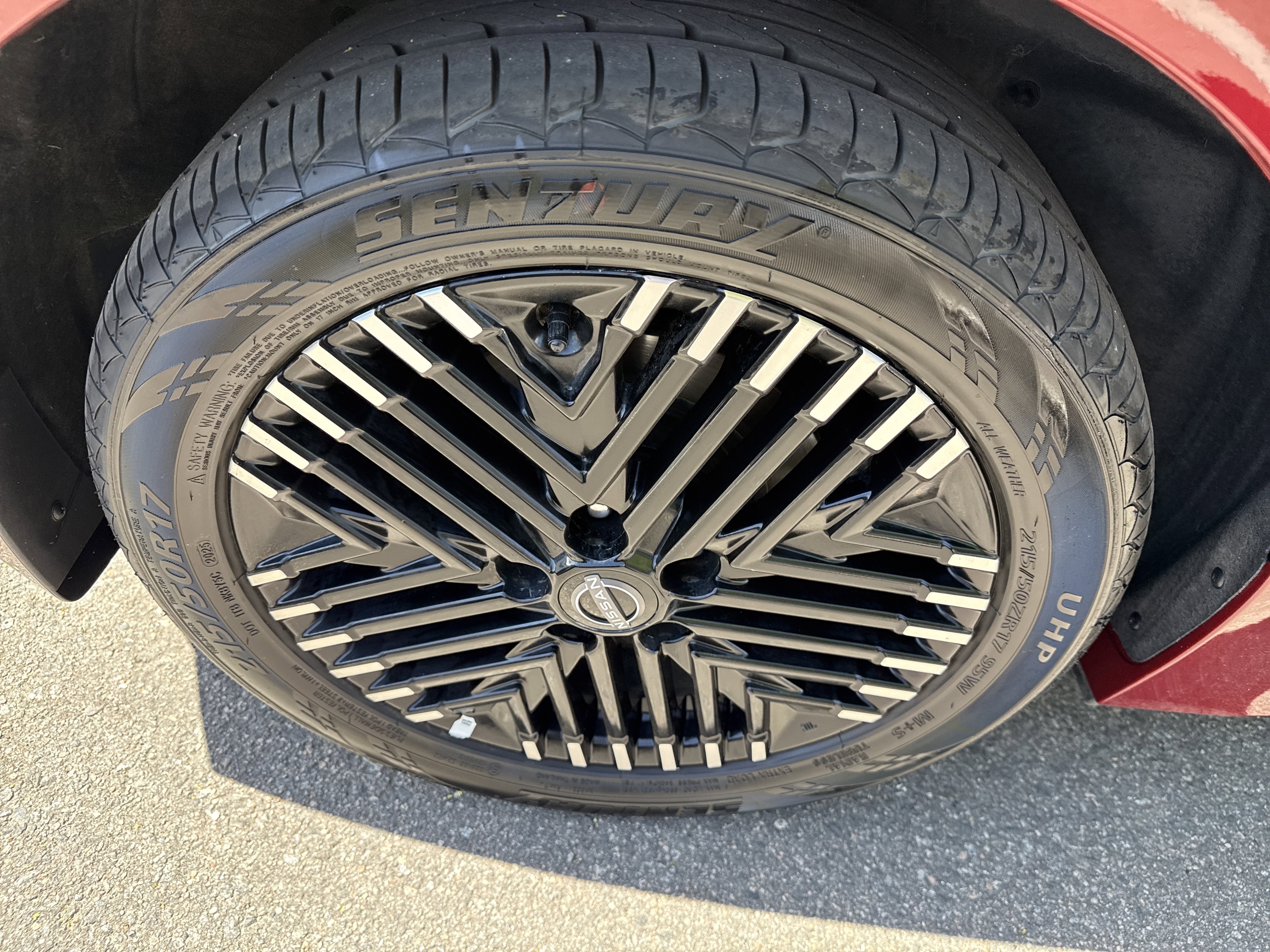 Certified 2024 Nissan Leaf SV Plus image 9