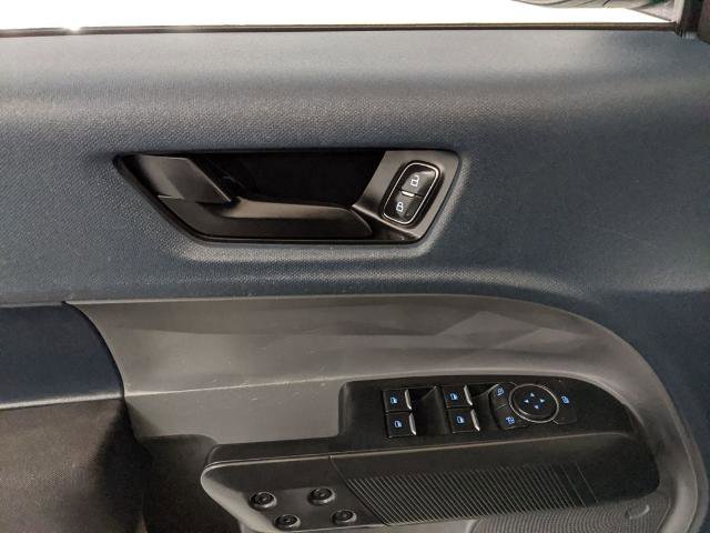 Certified 2022 Ford Maverick XL image 17