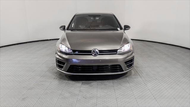 Used 2017 Volkswagen Golf R 4-Door image 12