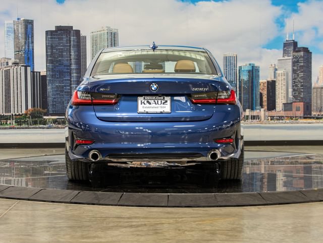 Used 2021 BMW 330i xDrive Sedan w/ Convenience Package AWD/4WD image 11
