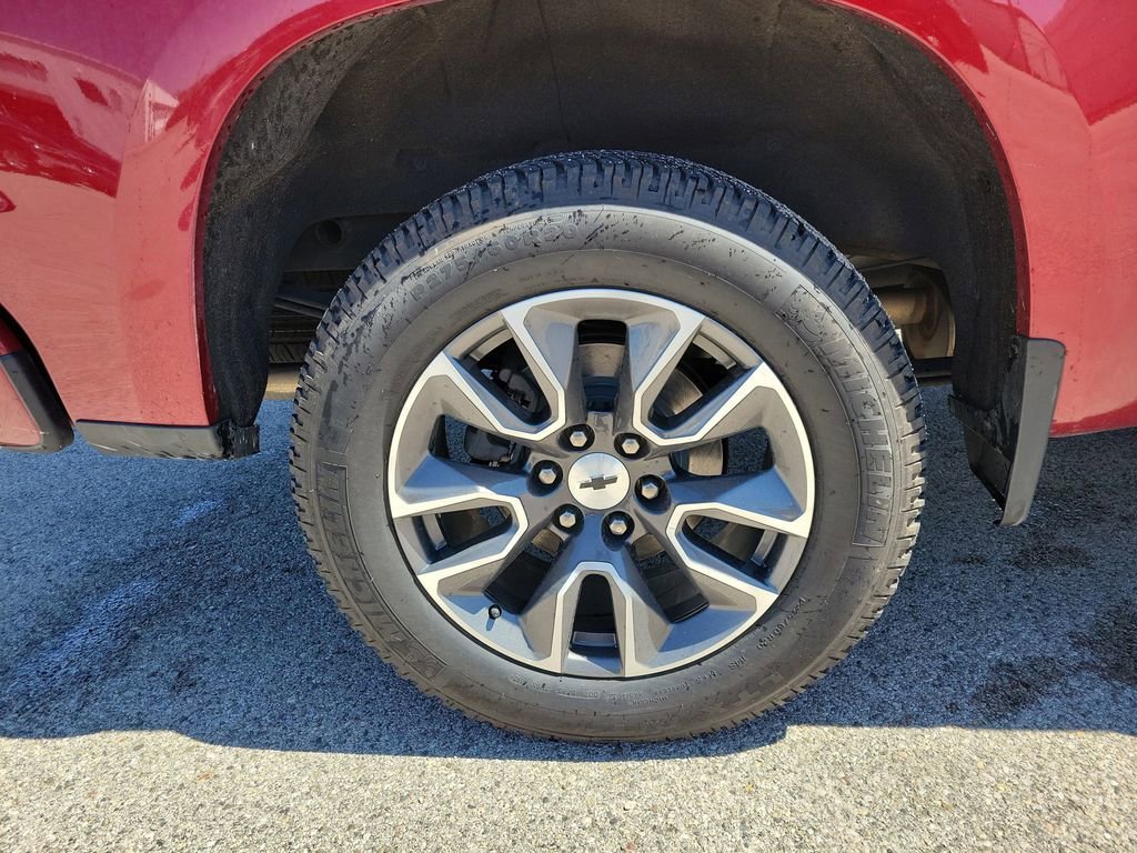 Certified 2021 Chevrolet Silverado 1500 RST AWD/4WD image 5