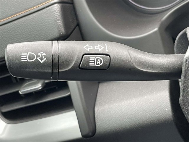 Used 2021 GMC Terrain SLT w/ Elevation Edition image 34