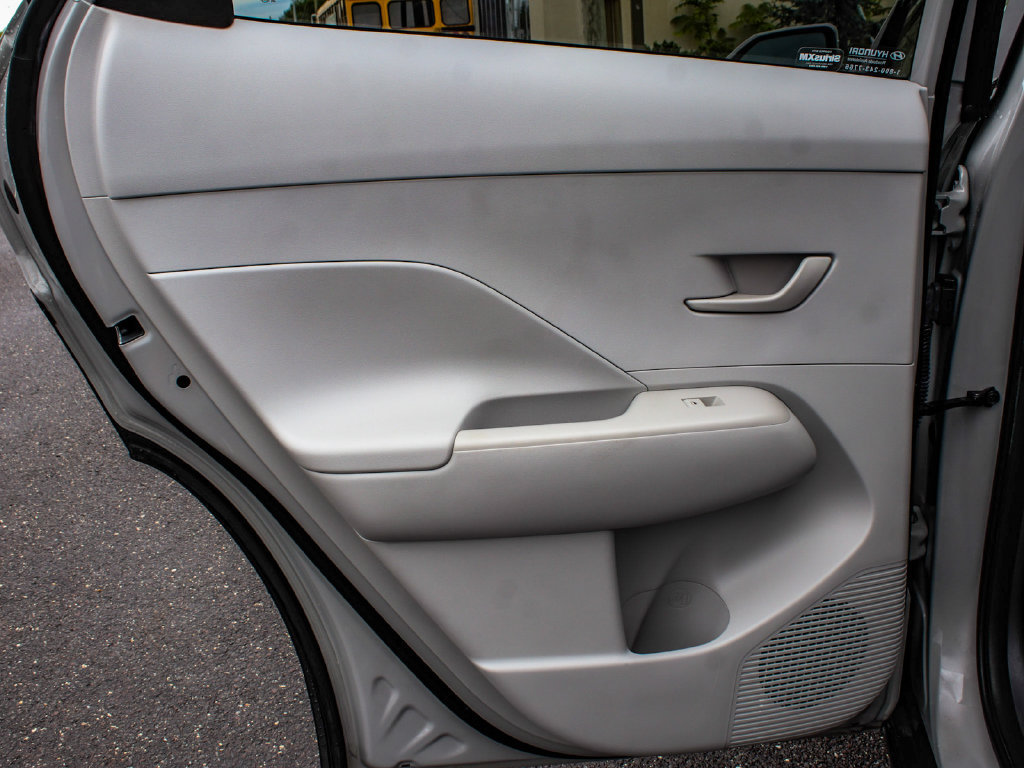 Used 2025 Hyundai Kona SEL AWD/4WD image 11