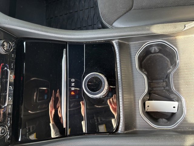 Used 2024 Jeep Grand Cherokee L Laredo image 11