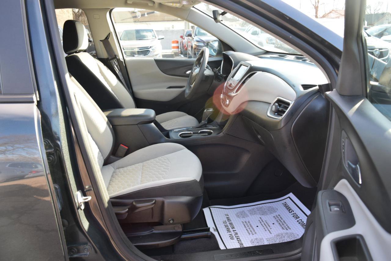 Used 2020 Chevrolet Equinox LS w/ LS Convenience Package image 33