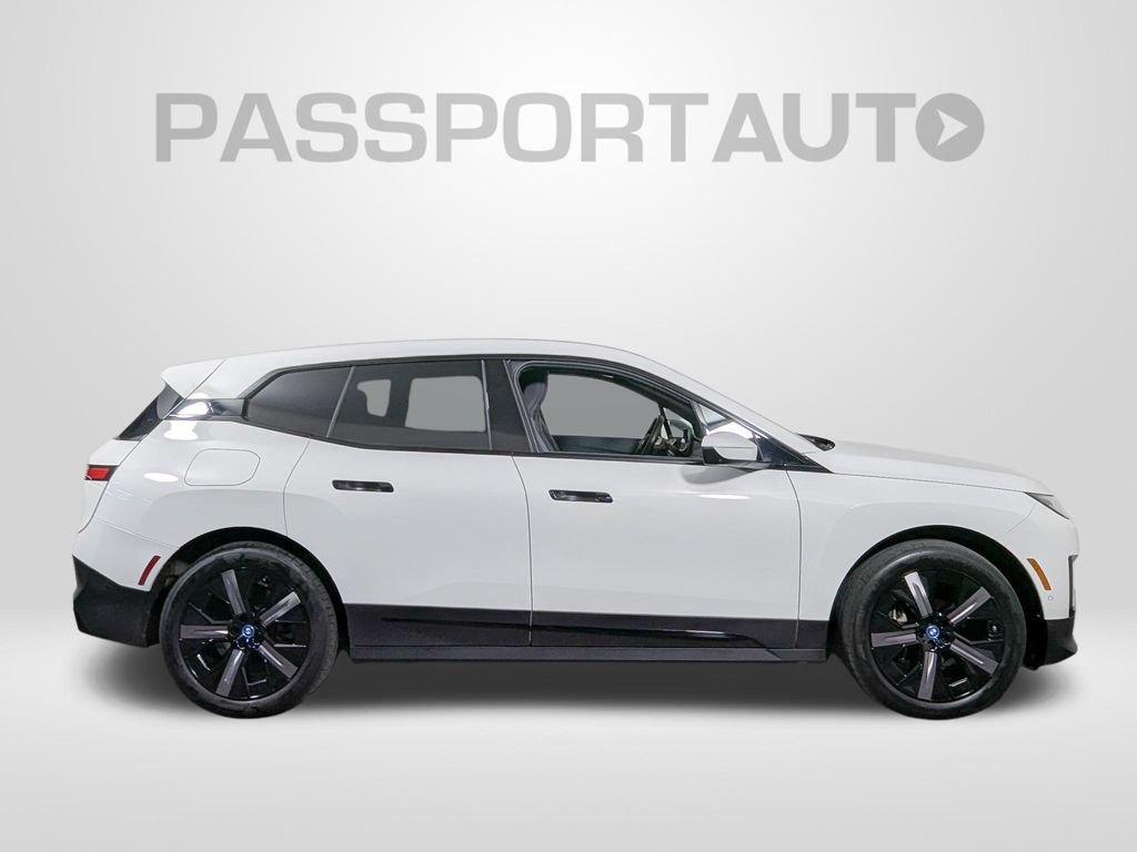 Certified 2024 BMW iX xDrive50 AWD/4WD image 8