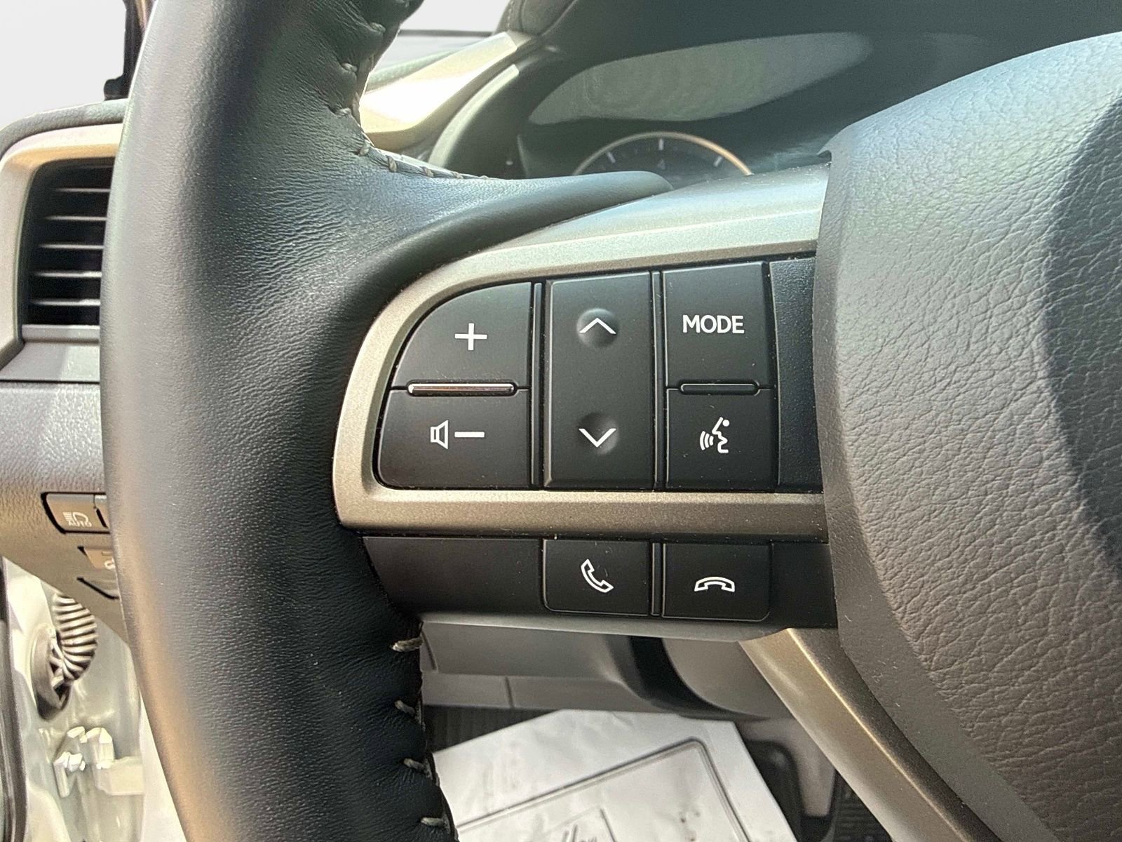Used 2018 Lexus RX 350 FWD w/ Premium Package image 29