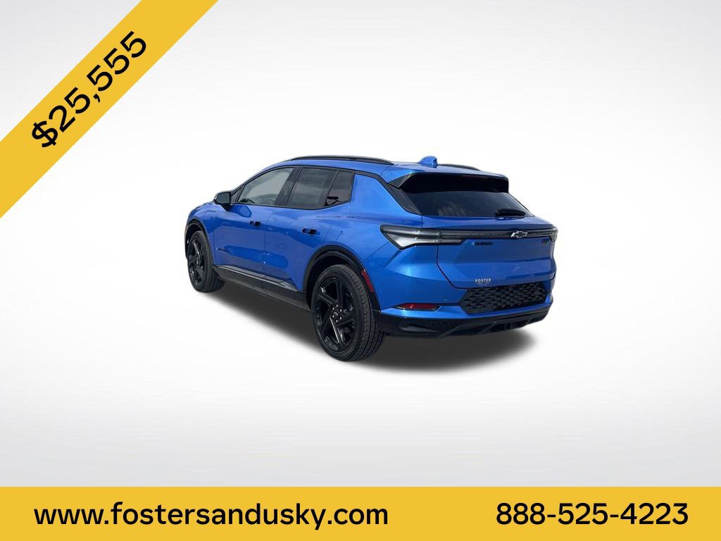 Used 2024 Chevrolet Equinox EV RS w/ LPO, Trailering Package FWD image 3