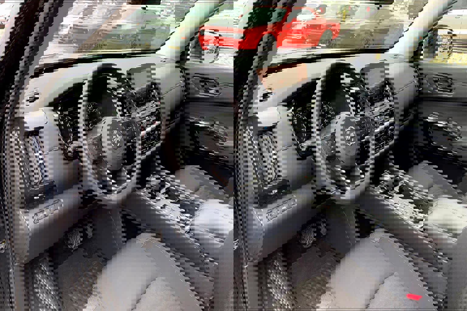 Used 2025 Nissan Pathfinder SV image 17