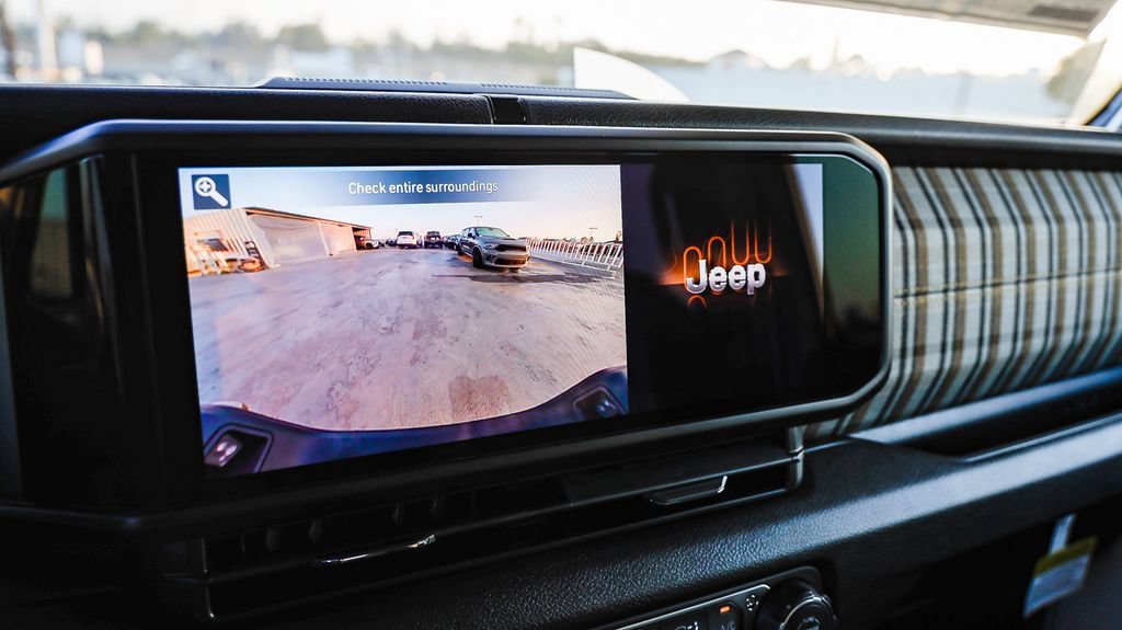 New 2026 Jeep Gladiator Sport AWD/4WD image 29