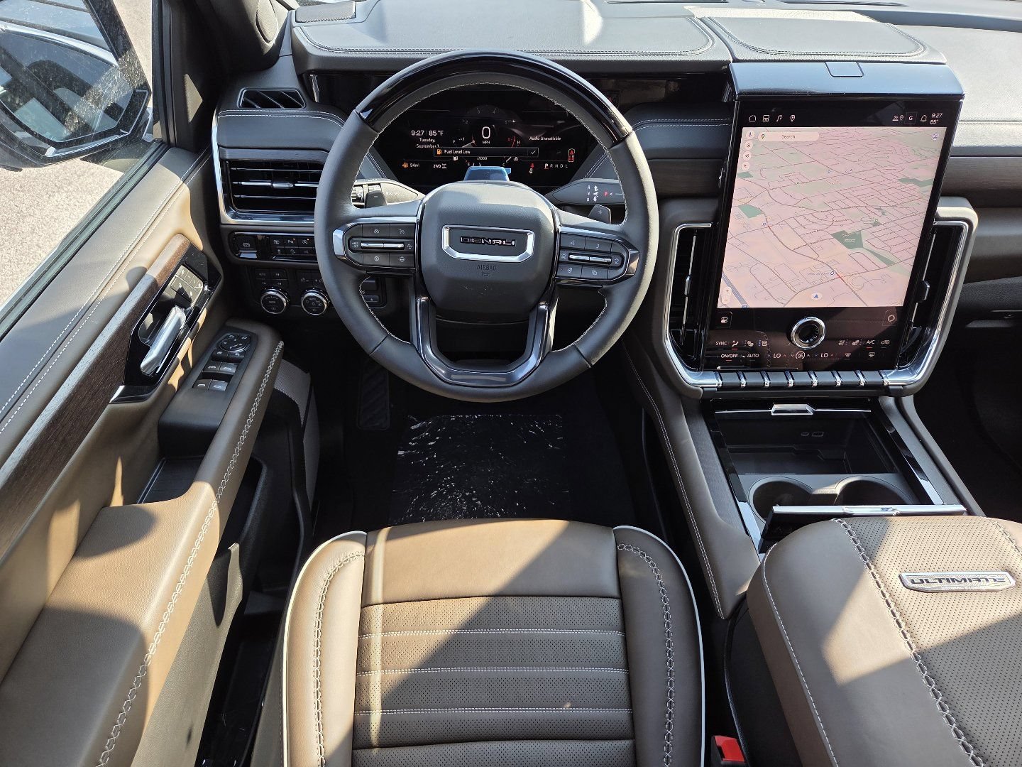 New 2026 GMC Yukon Denali Ultimate w/ LPO, Floor Liner Package AWD/4WD image 5