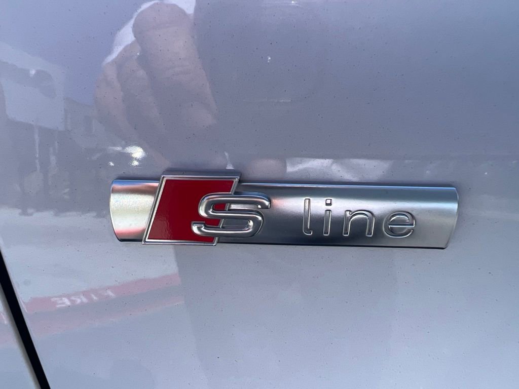 Used 2020 Audi Q3 2.0T Premium AWD/4WD image 15