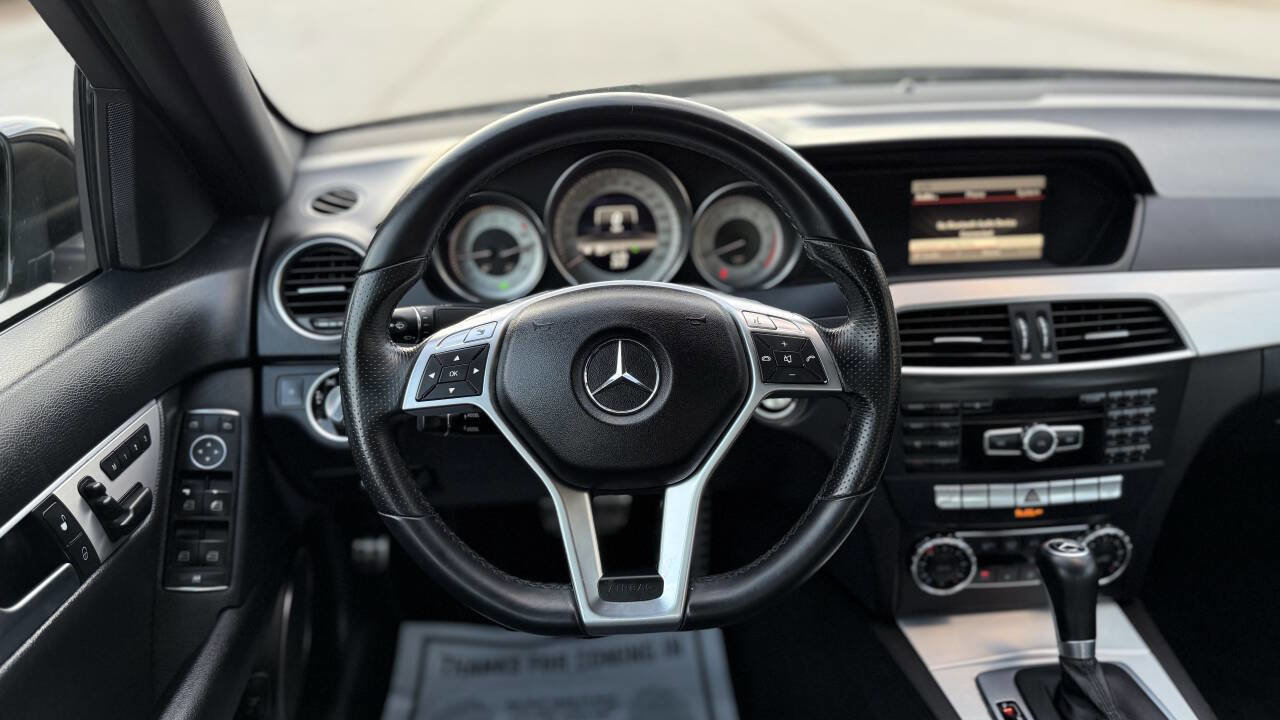 Used 2013 Mercedes-Benz C 250 Sedan w/ Premium 1 Pkg image 21