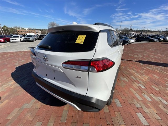 Used 2023 Toyota Corolla Cross LE image 19