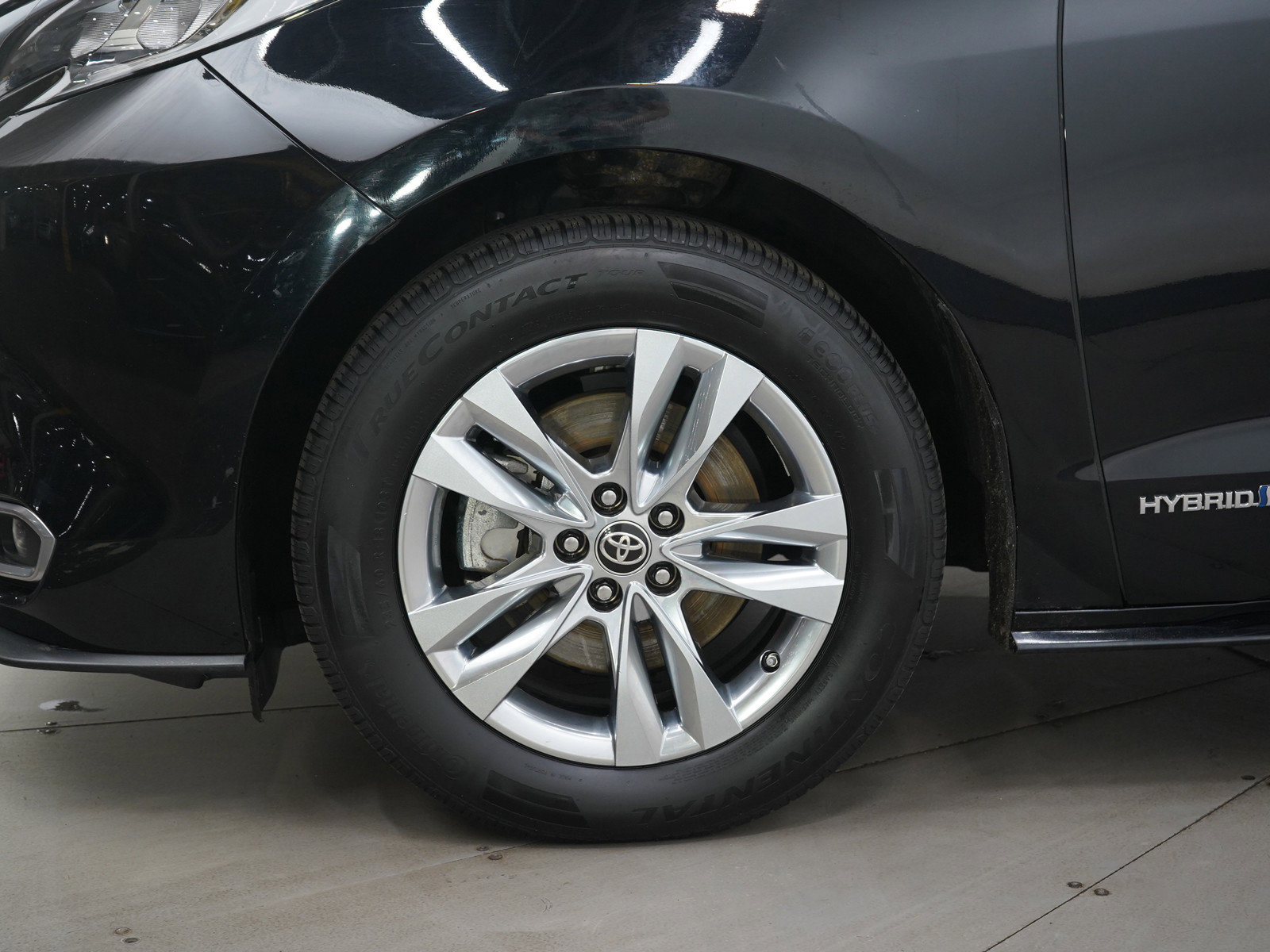 Used 2021 Toyota Sienna Limited image 33