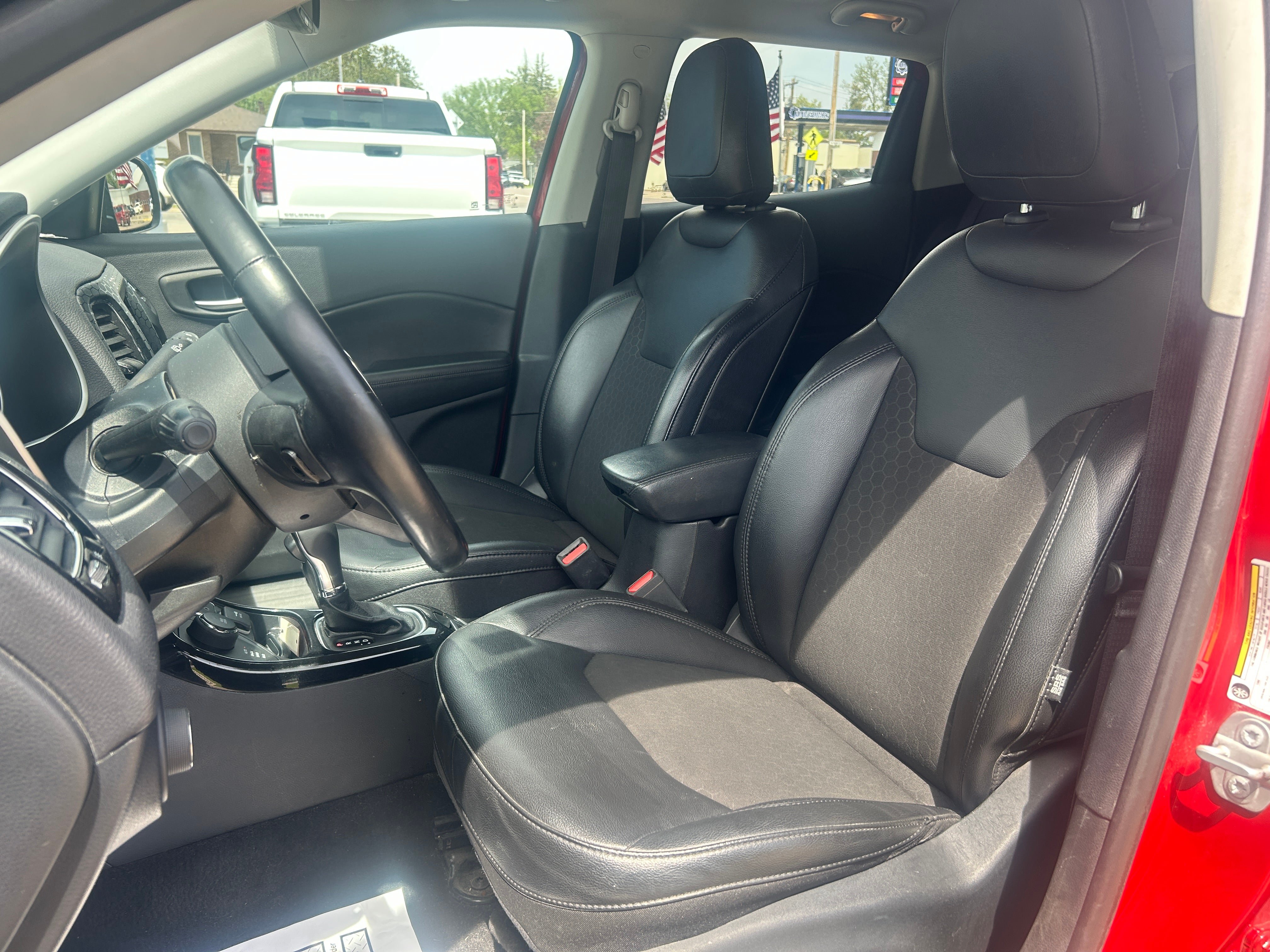 Used 2021 Jeep Compass Latitude AWD/4WD image 16