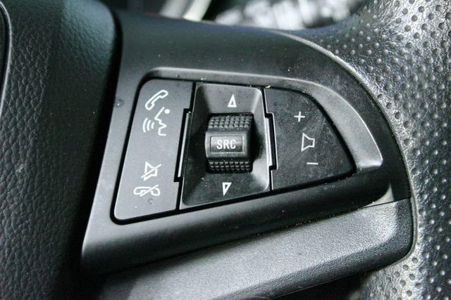Used 2018 Chevrolet Trax LS AWD/4WD image 19