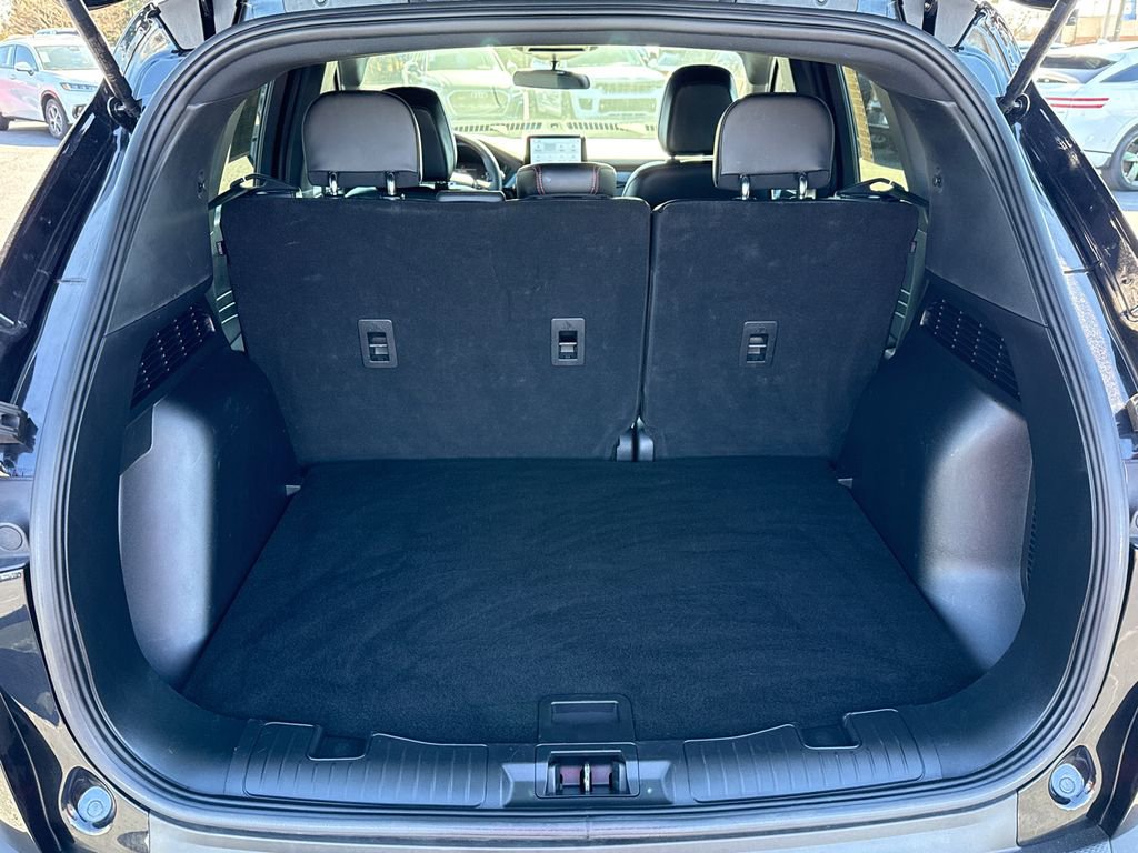Certified 2025 Ford Escape ST-Line image 18