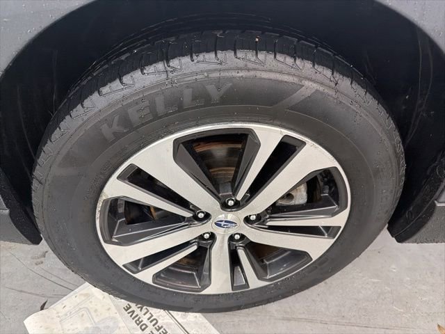Used 2019 Subaru Outback 3.6R Limited AWD/4WD image 26