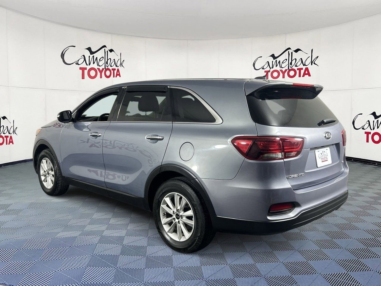 Used 2020 Kia Sorento L FWD image 6
