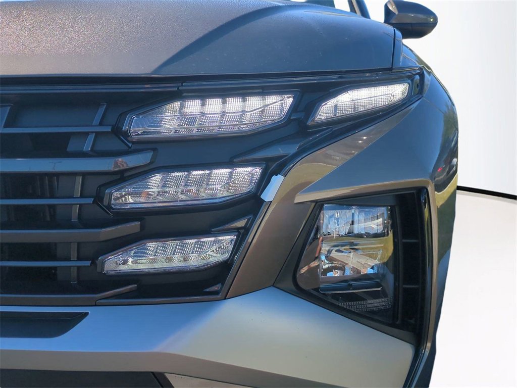 New 2026 Hyundai Tucson Blue SE image 10