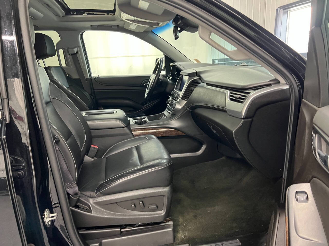 Used 2017 Chevrolet Tahoe LT AWD/4WD image 12