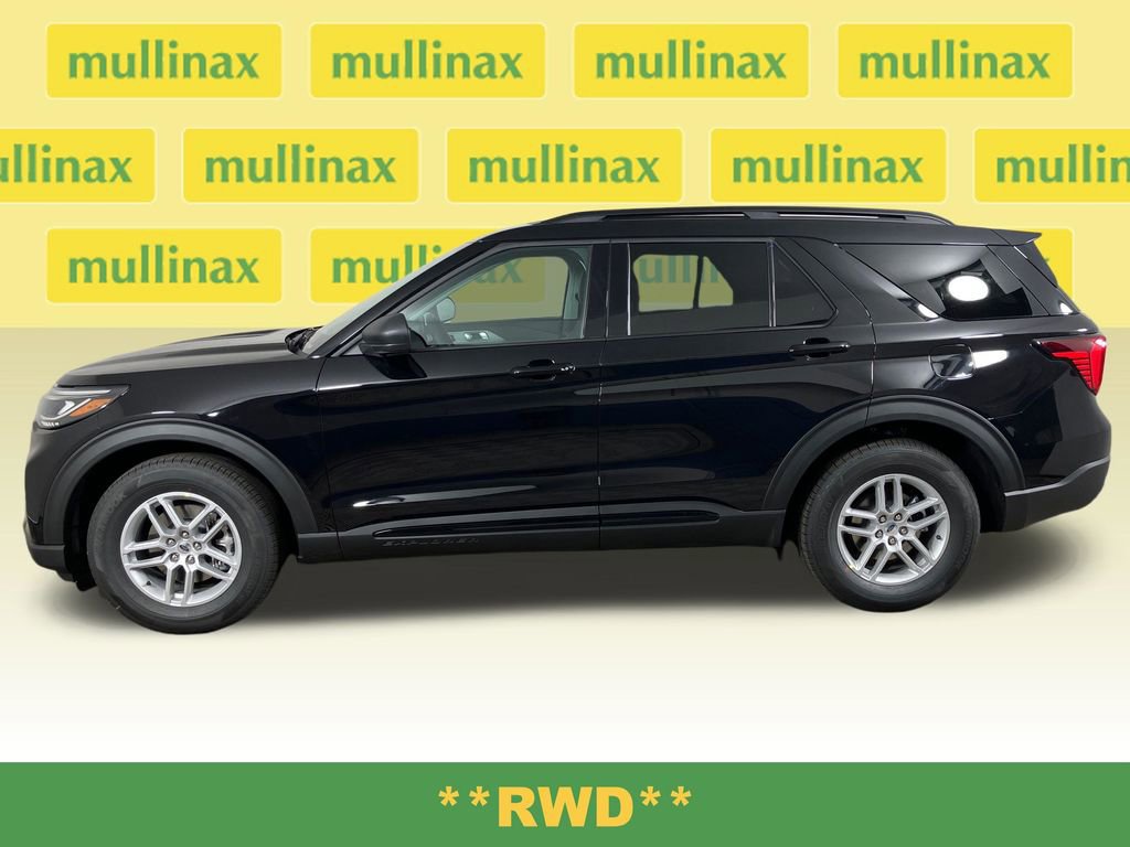 New 2026 Ford Explorer Active RWD image 11