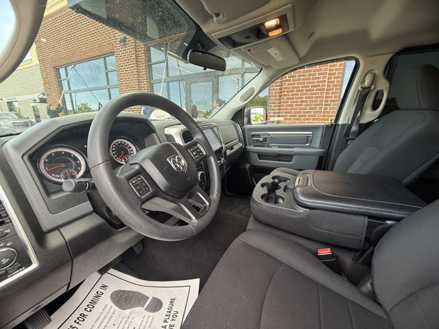Used 2019 RAM 1500 Classic Warlock AWD/4WD image 18