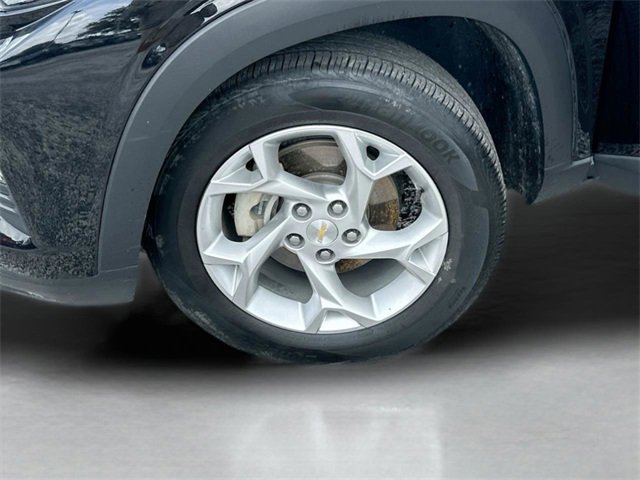 Used 2024 Chevrolet Trax LS w/ LS Convenience Package image 30