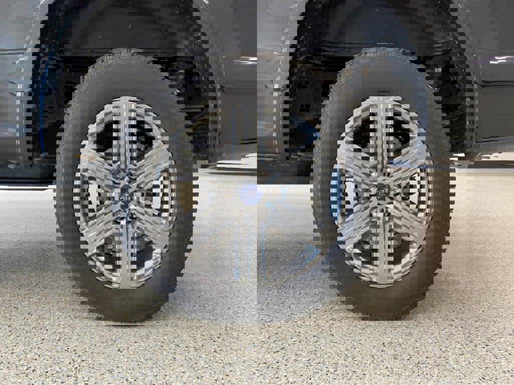 Used 2019 Ford F150 Lariat w/ Equipment Group 502A Luxury image 21