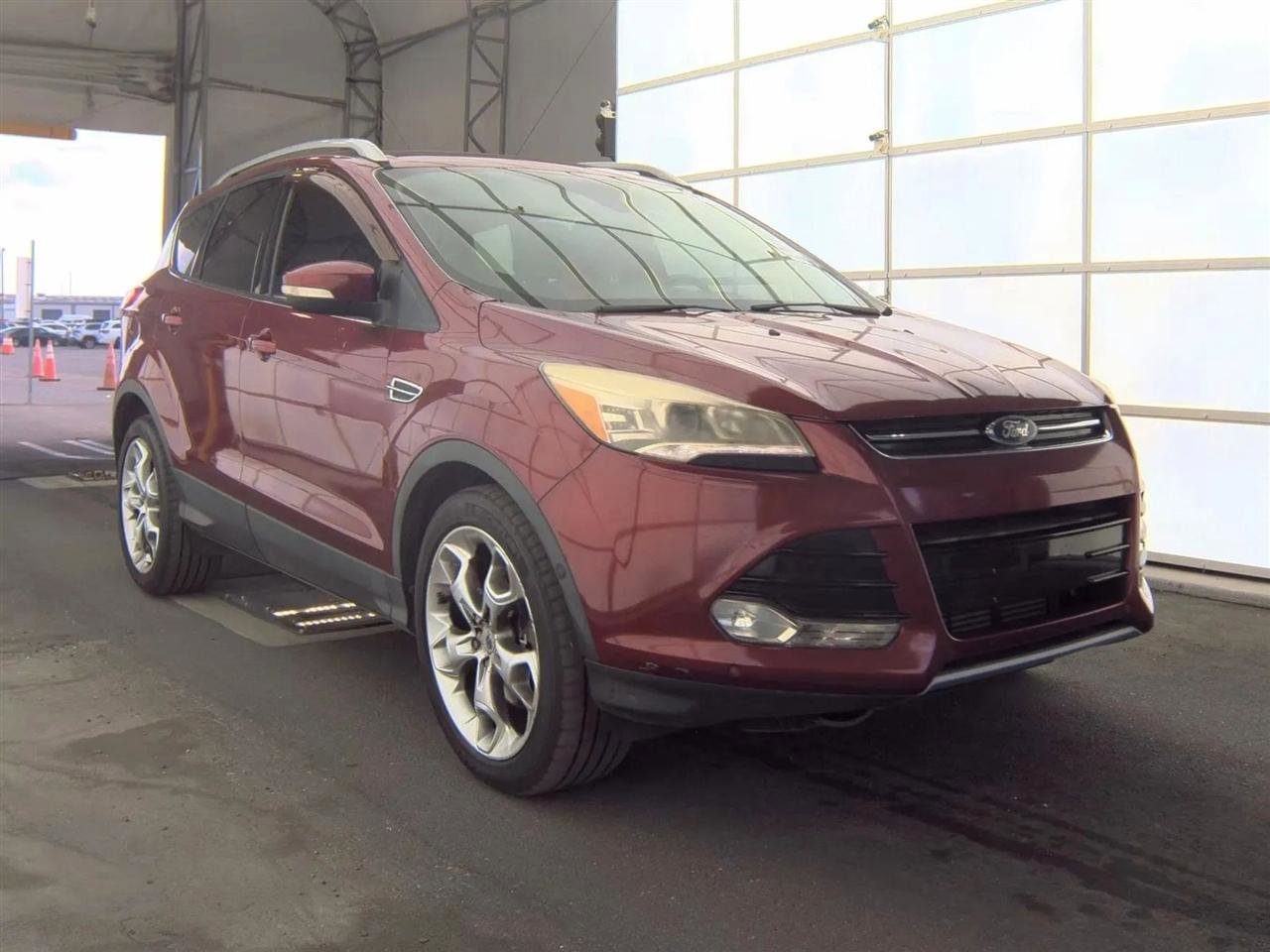 Used 2016 Ford Escape Titanium w/ Equipment Group 301A image 3